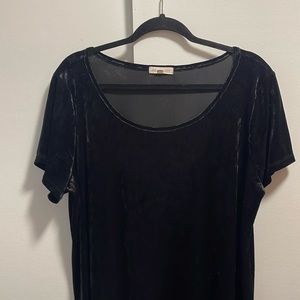 Black velvet midi dress size 2XL